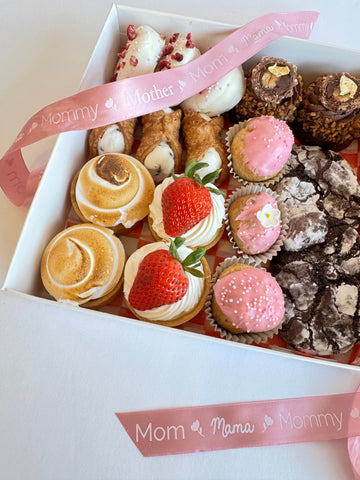Mother’s Day Mini Sweet Box