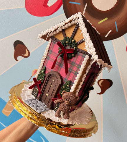 Classical Christmas Gingerbread House